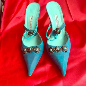 Manolo Blahnik fabric dyed Beautiful blue mules!